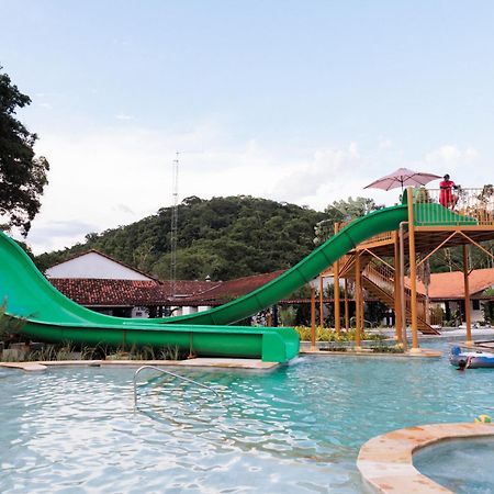 Resort Fazenda 3 Pinheiros Engenheiro Passos Buitenkant foto